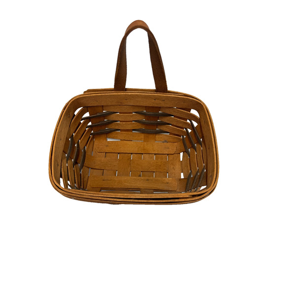 1994 Longaberger Heartland Small Key Basket 7"L x 5"W x 3.5"H - Picture 2 of 3
